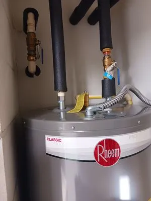 The Greatful Plumber Logo