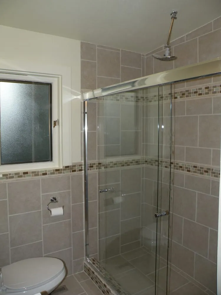 Slide of The Hand E Solution