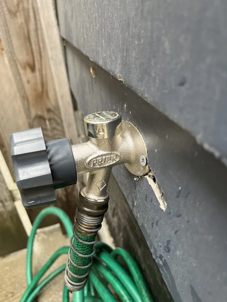 Slide of The Handy Dude