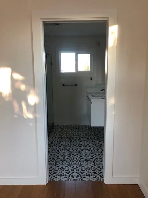 Slide of The Handy Frenchman