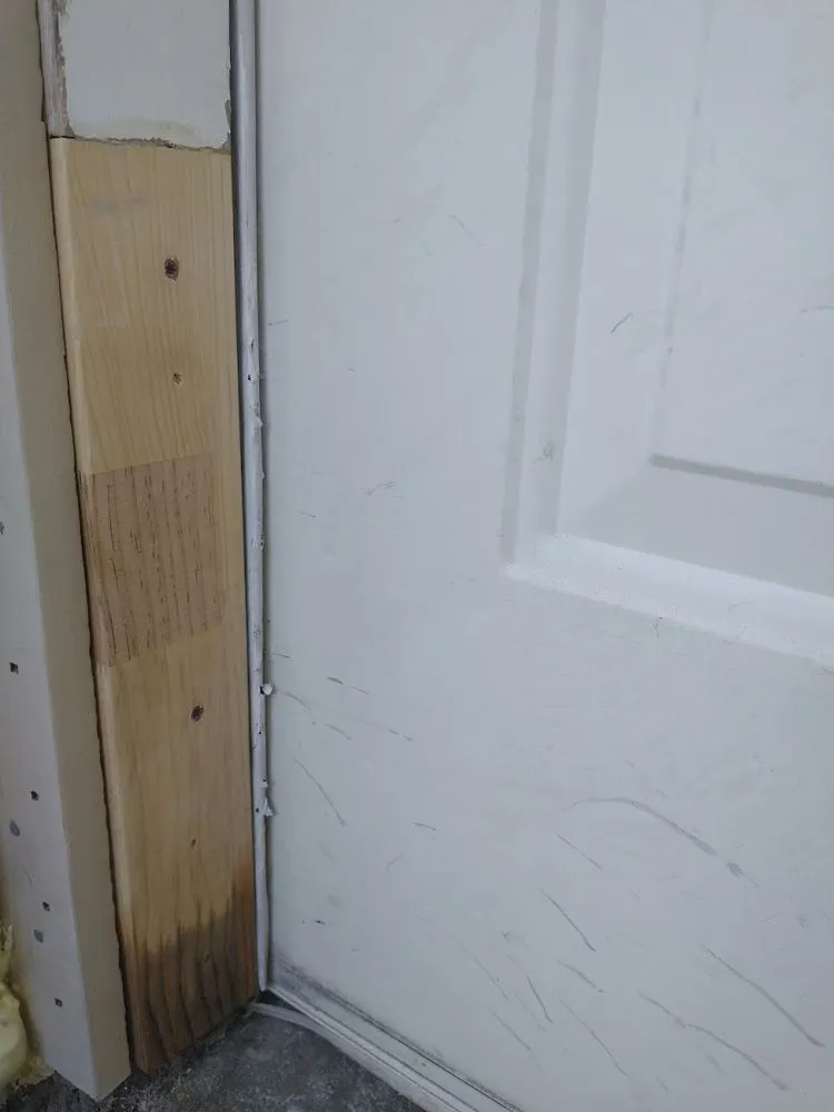 Slide of The Handy Lance