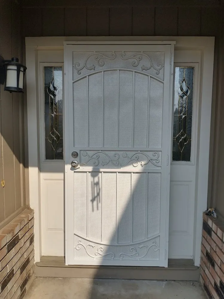 Slide of The Handy Lance