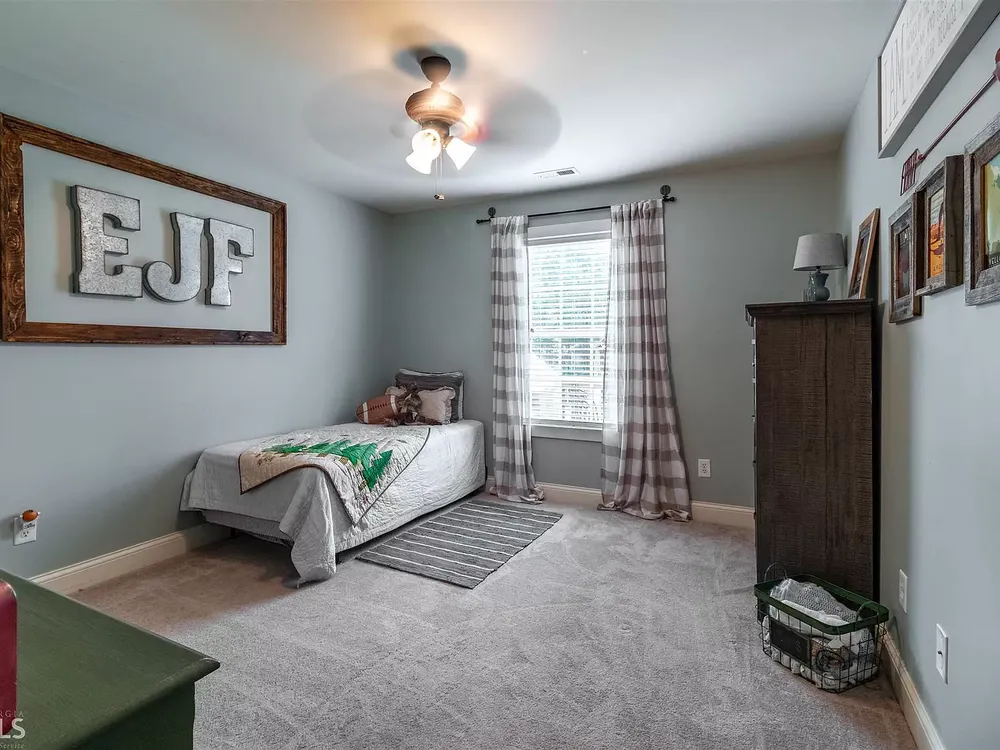 Slide of The Handyman of Rome