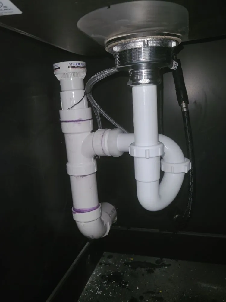 Slide of The Handyman Plumber