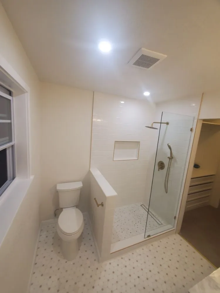 Slide of The Handyman Service