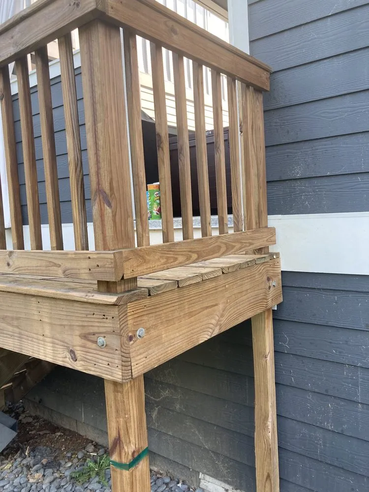 Slide of The HandyVan