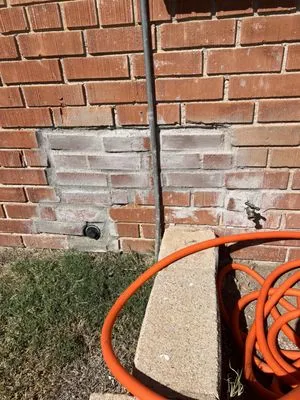 The Helpful Handyman Logo