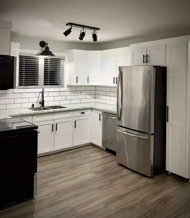 Slide of The Home Repair Tech