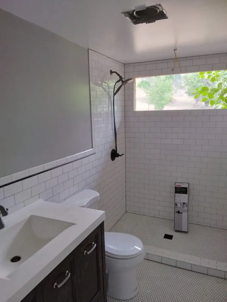 Slide of The Idaho Handyman