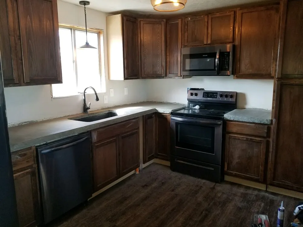 Slide of The Idaho Handyman