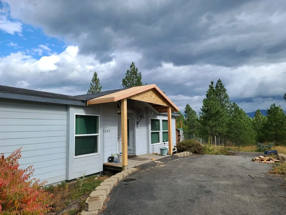 Slide of The Idaho Handyman