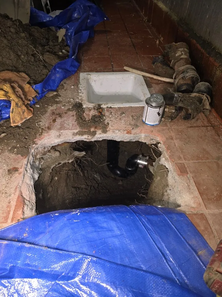 Expert emergency plumbing in Los Angeles, CA by The King Dom Rooter and Plumbing