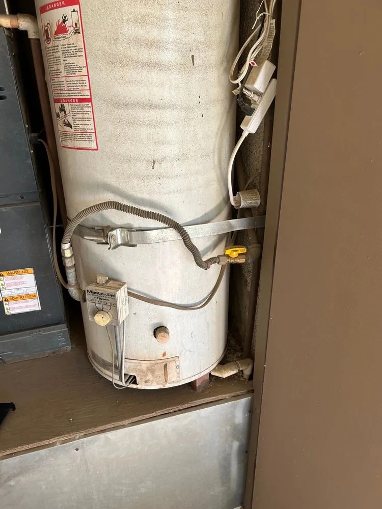 Slide of The Leak Experts