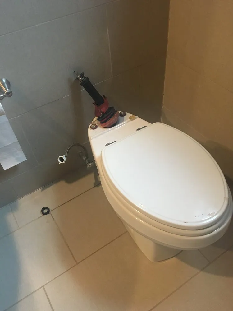 Professional plumbing repair experts serving Cypress, TX - The Lindsay Company Plumbing