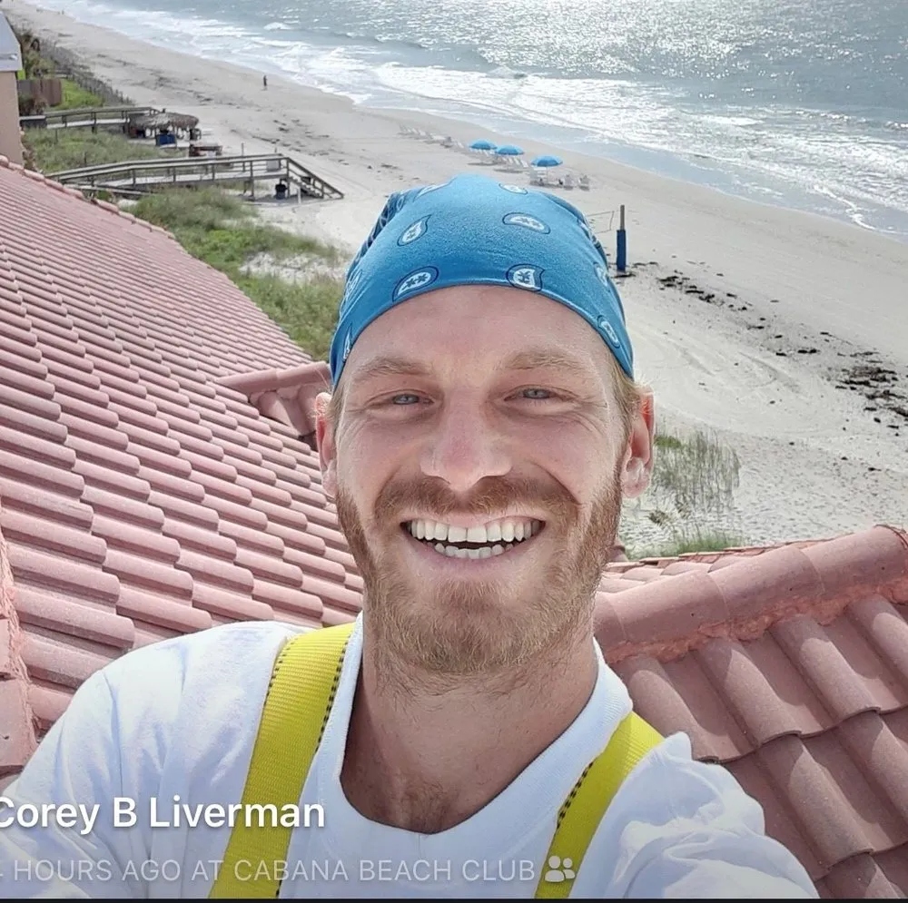 Slide of The Local Handyman Service.