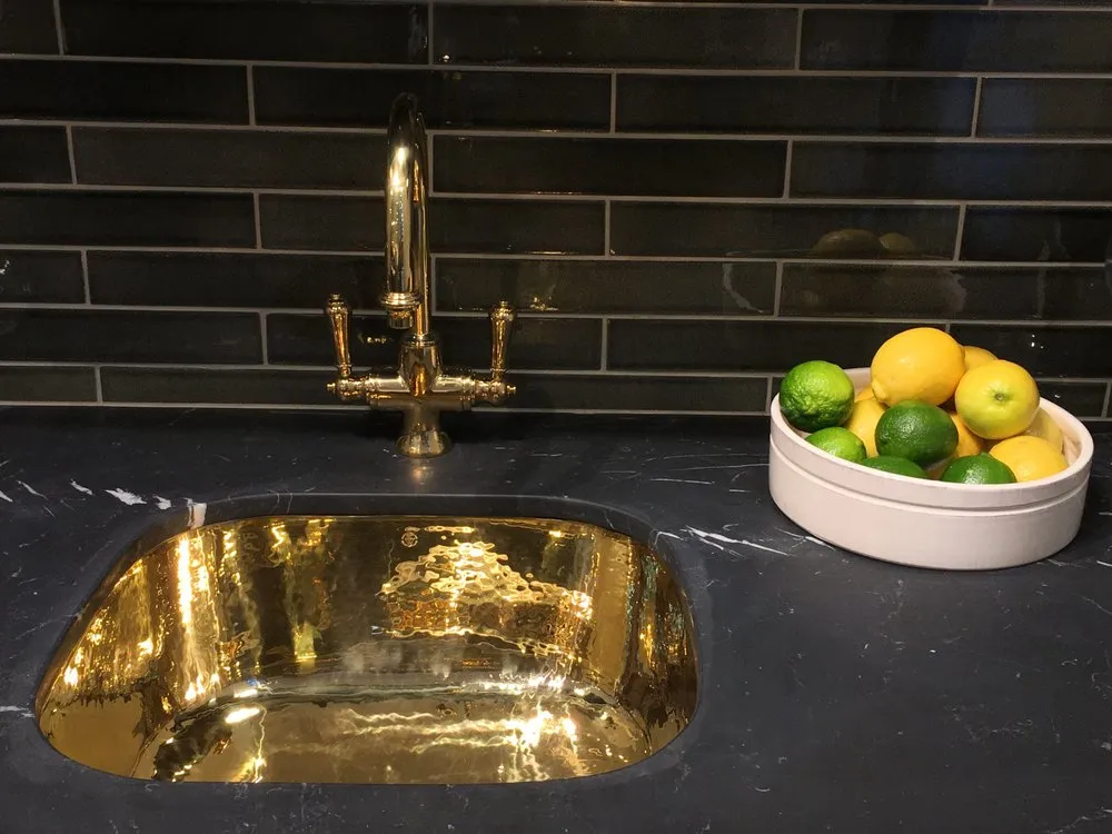 Slide of The Lunt Marymor Company