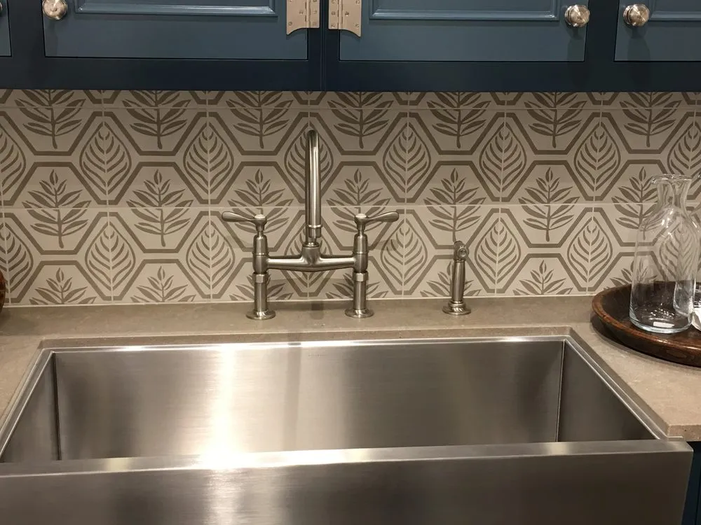 Slide of The Lunt Marymor Company