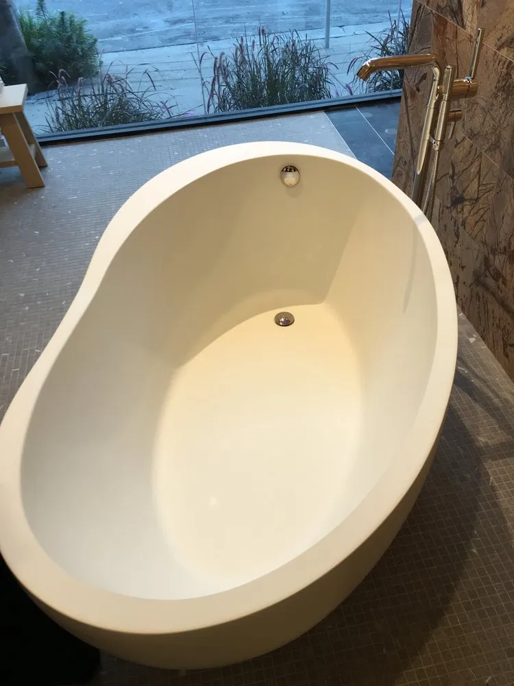 Slide of The Lunt Marymor Company