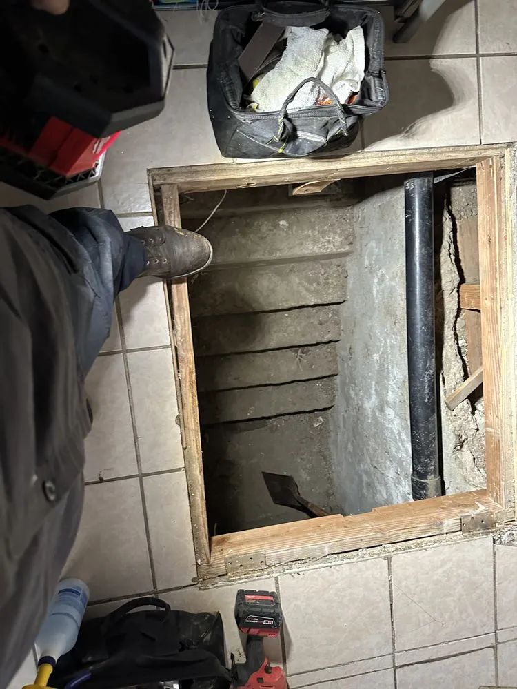 Slide of The Piping Company