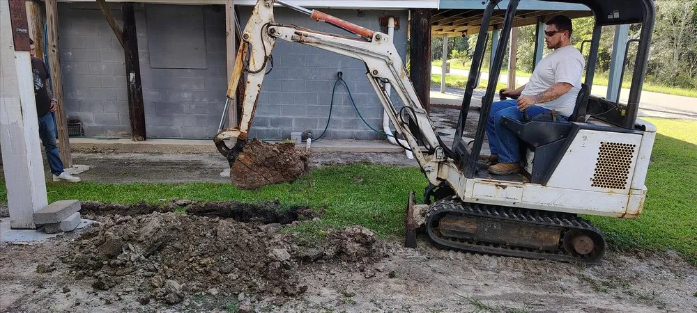 Professional emergency plumbing experts serving Bay St. Louis, MS - The Plumber's Helping Hand