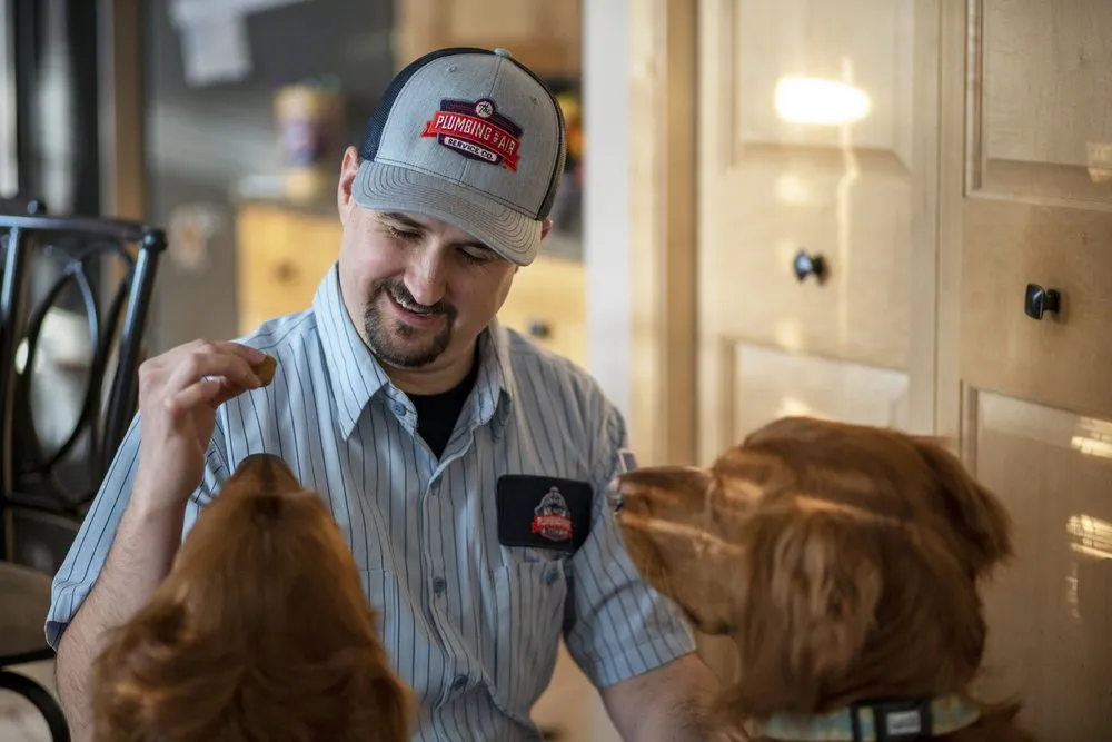 Slide of The Plumbing & Air Service Company