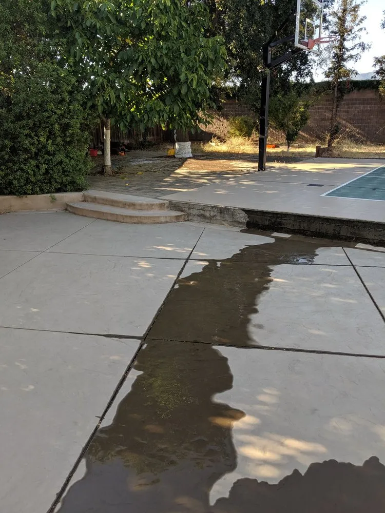 Slide of The Plumbing Company