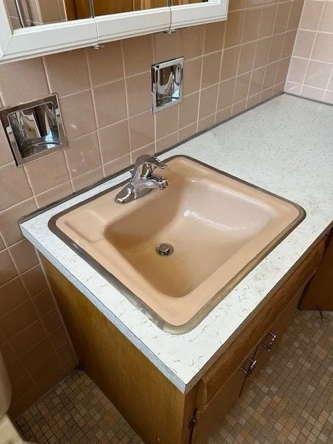 Slide of The Plumbing Department, Inc