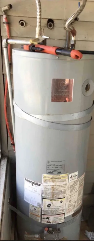 Expert water heater service experts serving Bakersfield, CA - The Plumbing Doc
