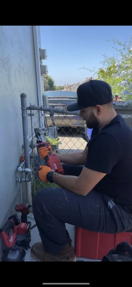 Slide of The Pro’s Plumbing and Drains