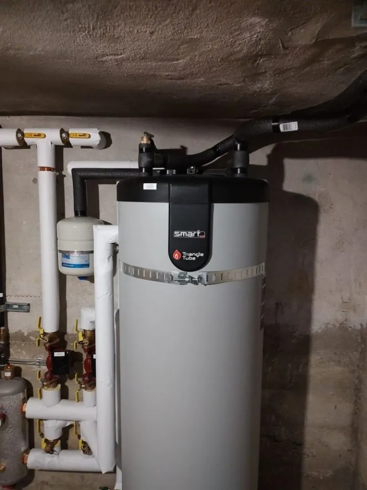 Slide of The Right Guys Plumbing