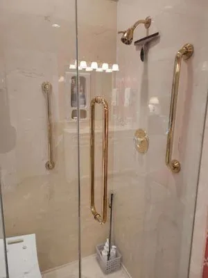 The Rodriguez Co Logo