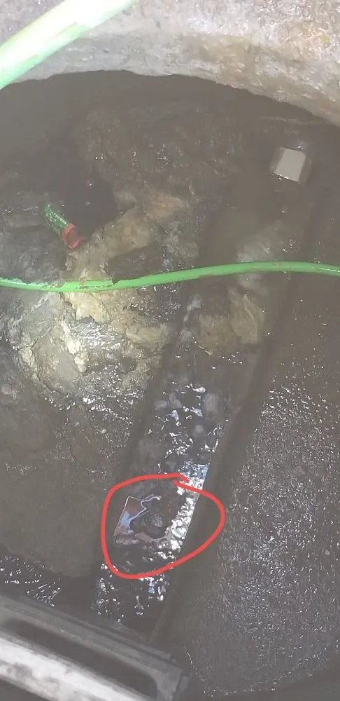 Slide of The Royal Flush Plumbing