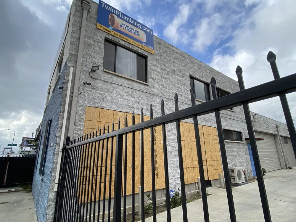 Slide of The Twin Home Experts