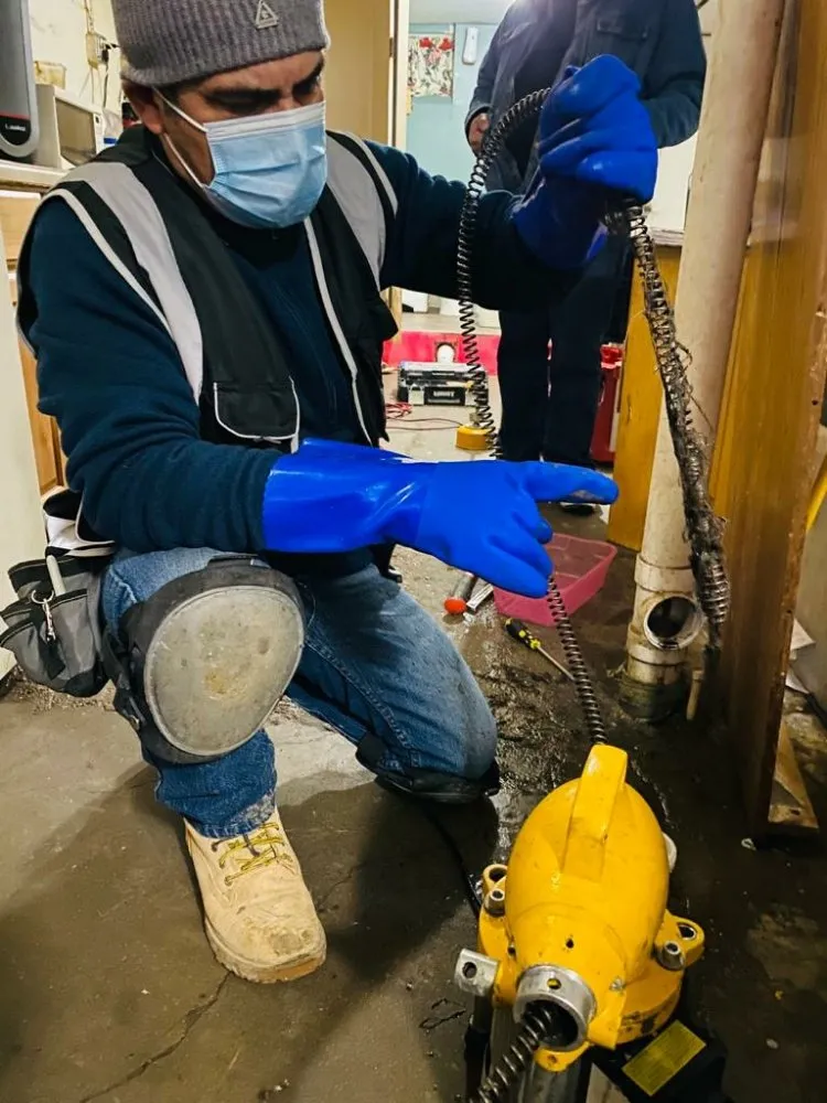 Slide of The Unclogger Surgeon