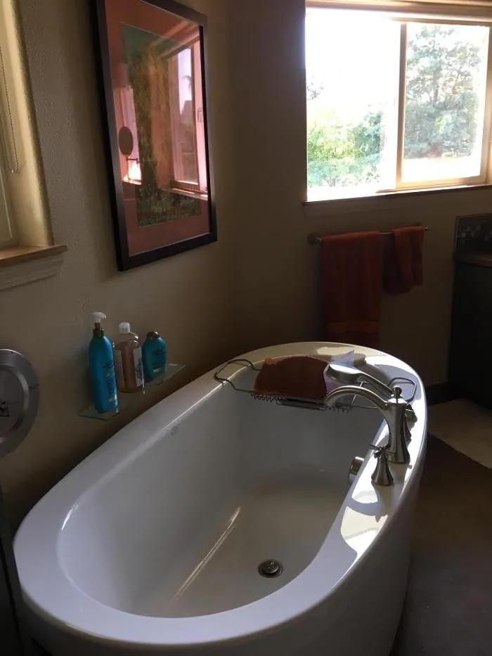 Slide of The Works General Contracting