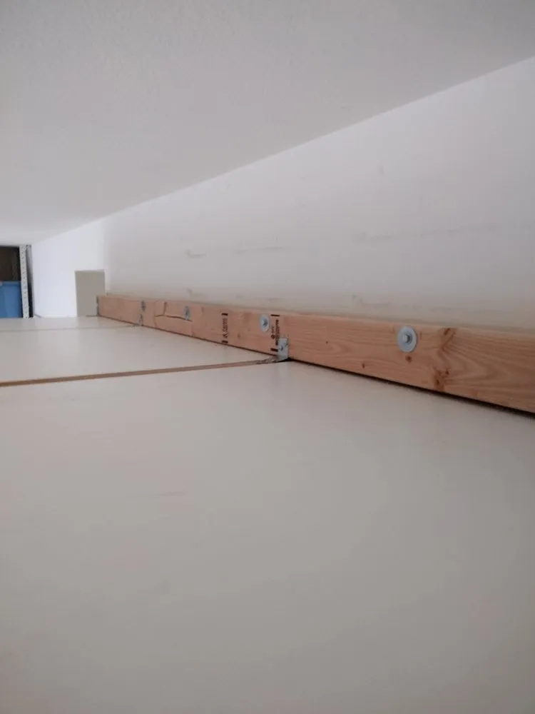 Slide of Thelander Construction