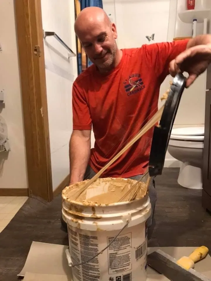 Slide of This N That Woodworks