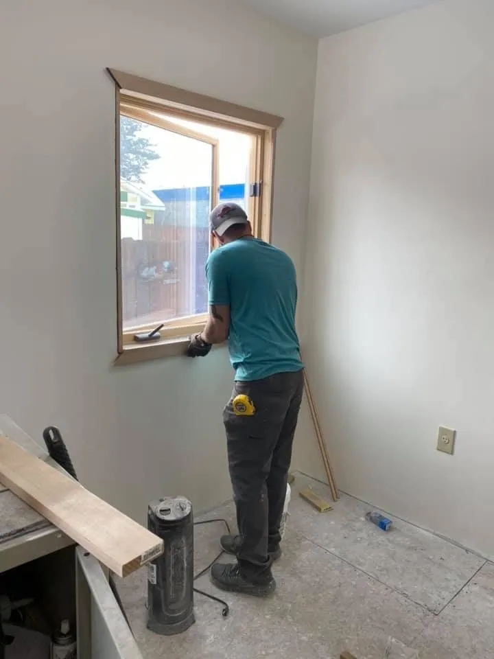 Slide of This N That Woodworks