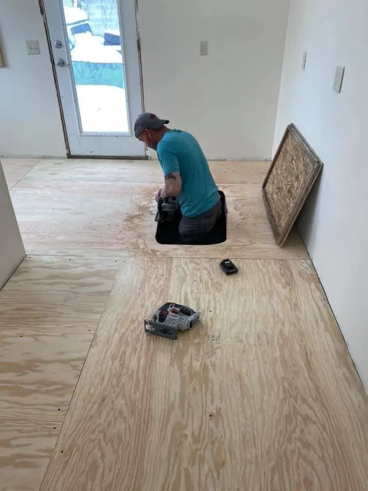 Slide of This N That Woodworks