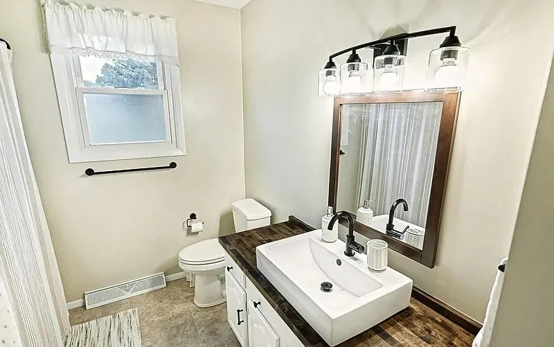 Slide of Thoman's Home Services