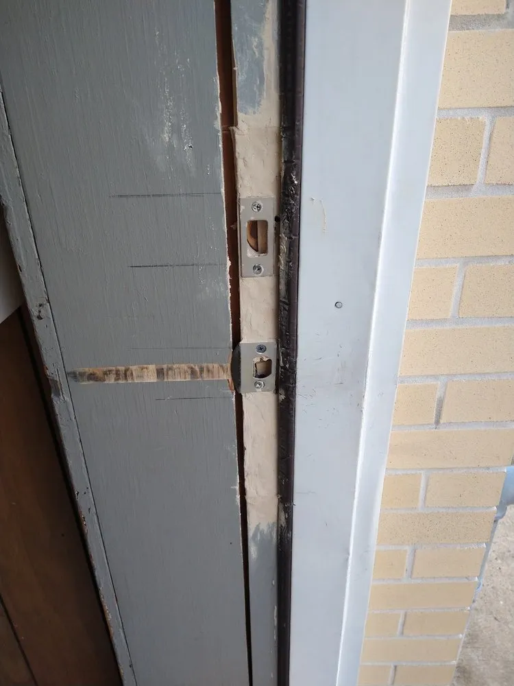 Slide of Thompkins & Associates General Contractors