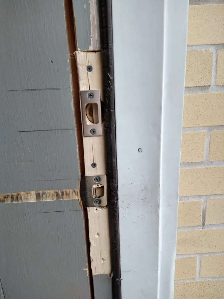 Slide of Thompkins & Associates General Contractors