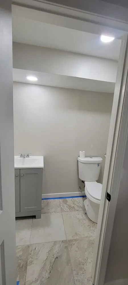 Slide of Three Handymanz