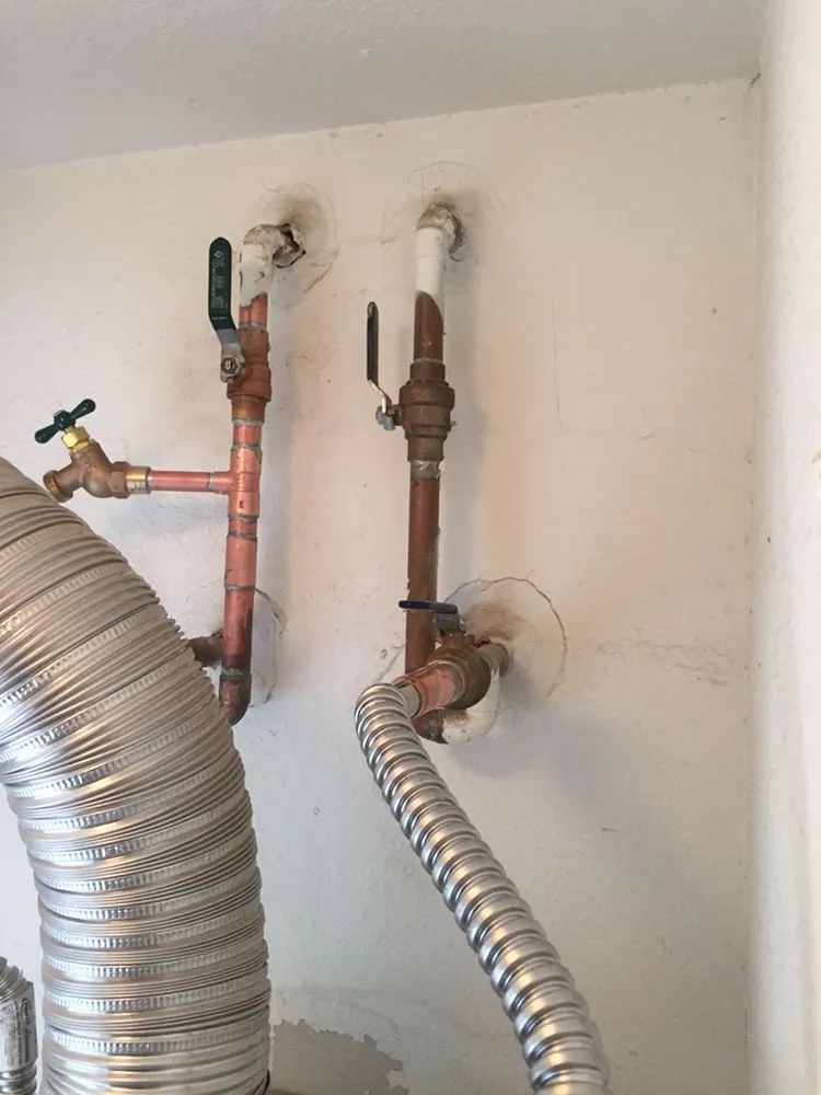 Emergency water heater service for homes in Las Vegas, NV by Tiburcio's Plumbing