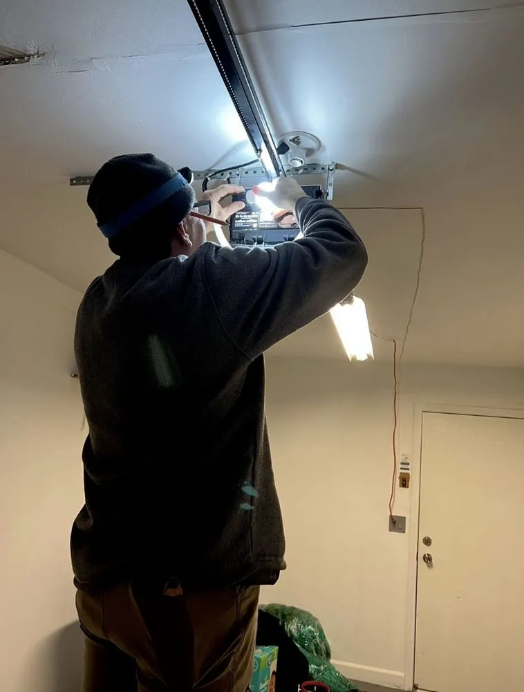 Slide of Tidy Handyman