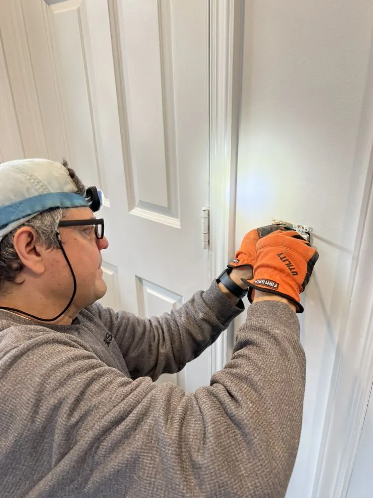 Slide of Tidy Handyman