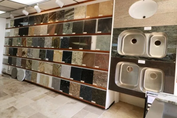 Tileworks of Conroe Logo