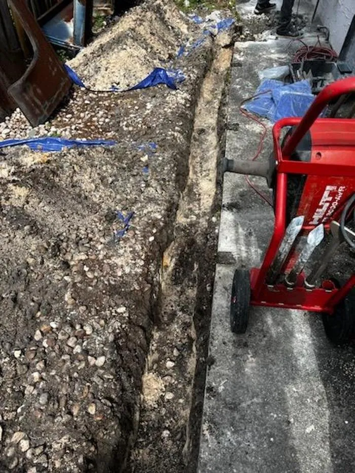 Emergency plumbing repair service in Pembroke Pines, FL - Tip Top Plumbing & Restoration