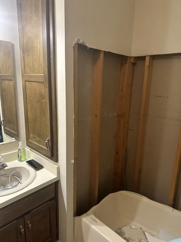 Slide of Tito The Handyman