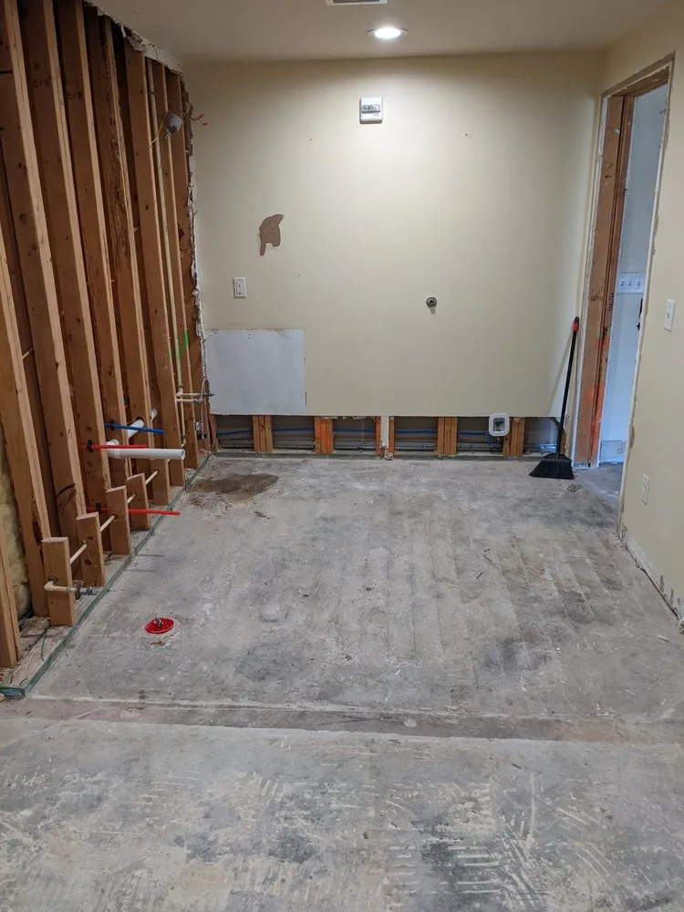 Slide of TJ Plumbing